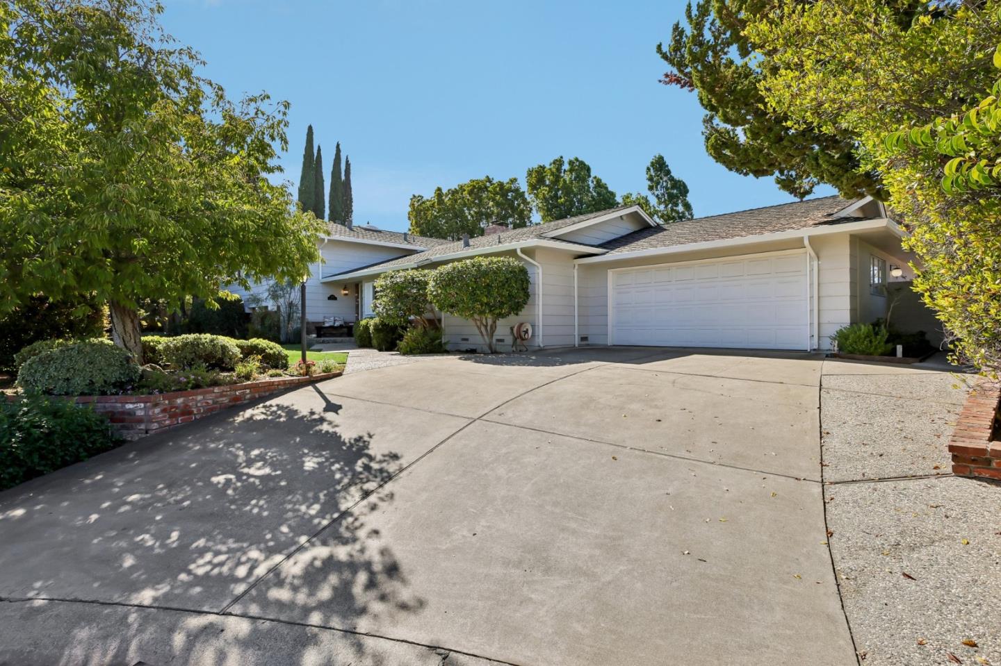 2184 Chuleta Ct, LosAltos, CA 94024, Photo 3