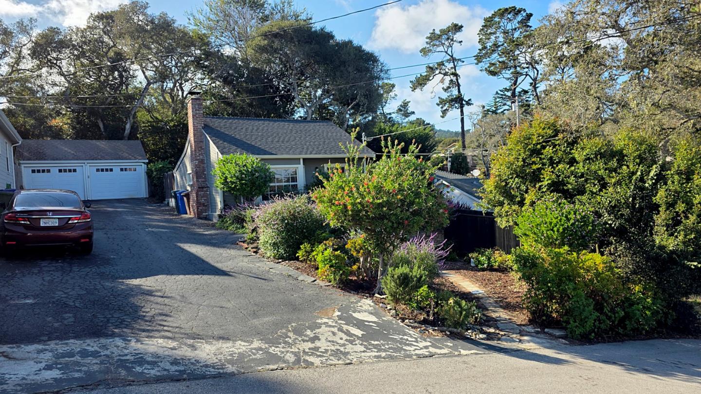 822 Fountain AVE