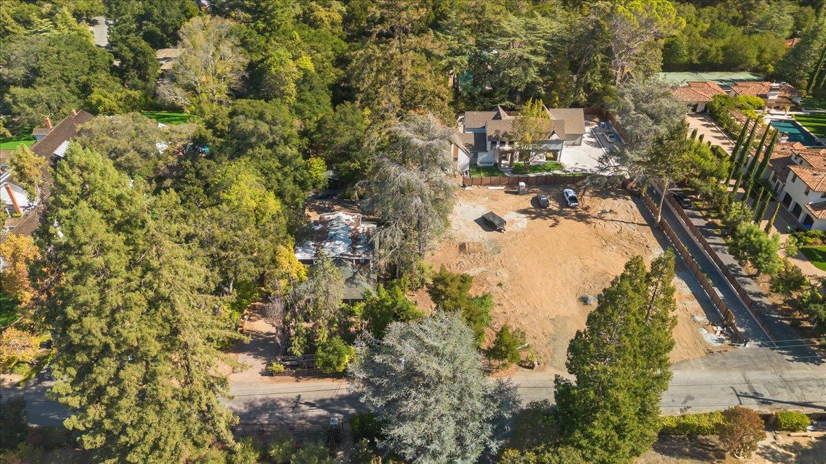 15550 Glen Una Dr