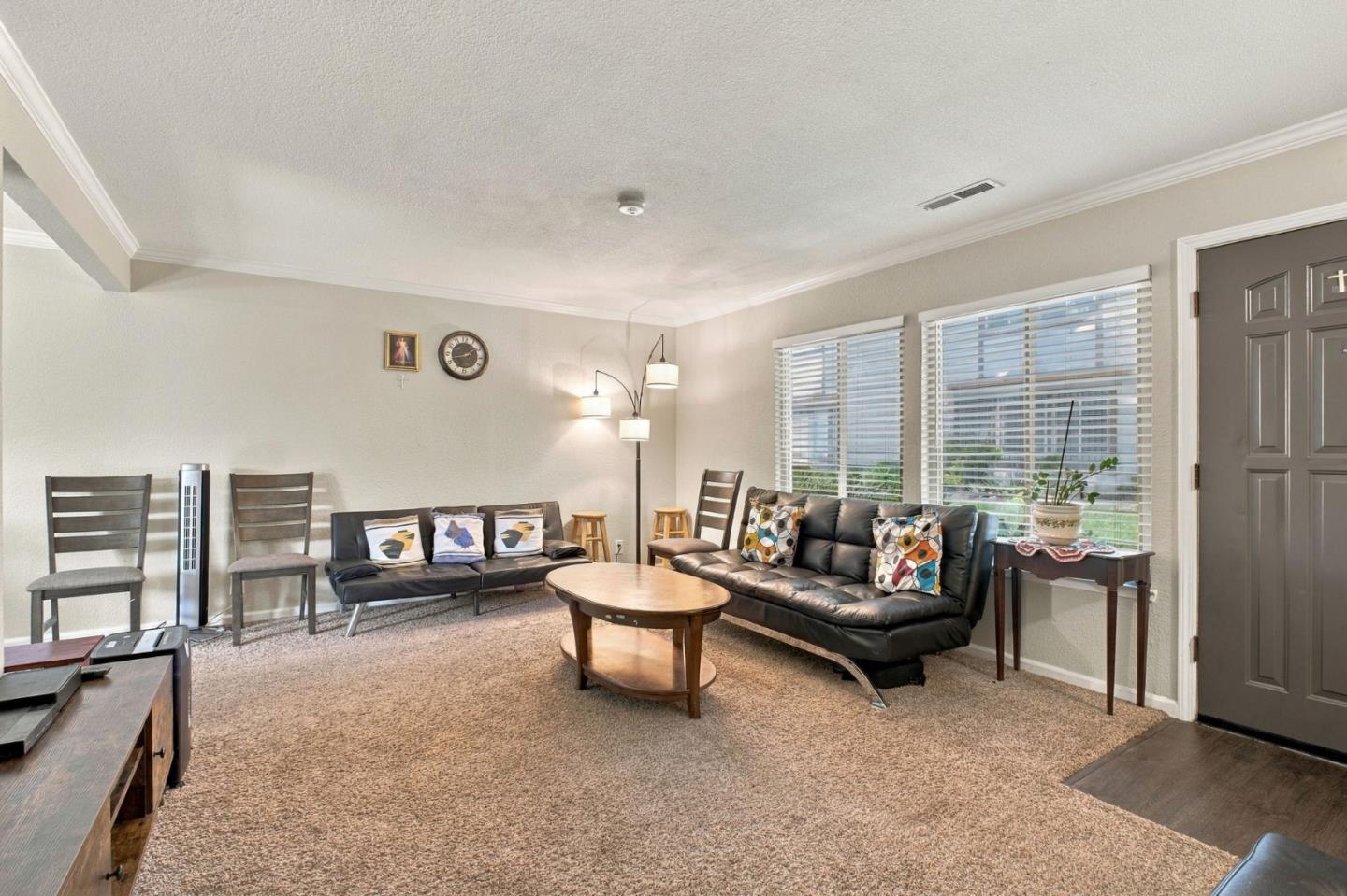 27447 Ponderosa Ct, Hayward, CA 94545 photo 4