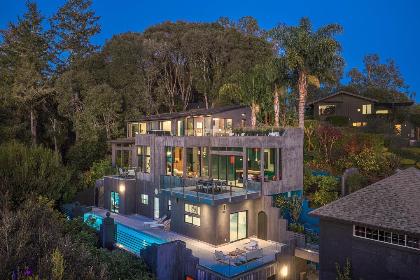 175 Charman Hill Rd