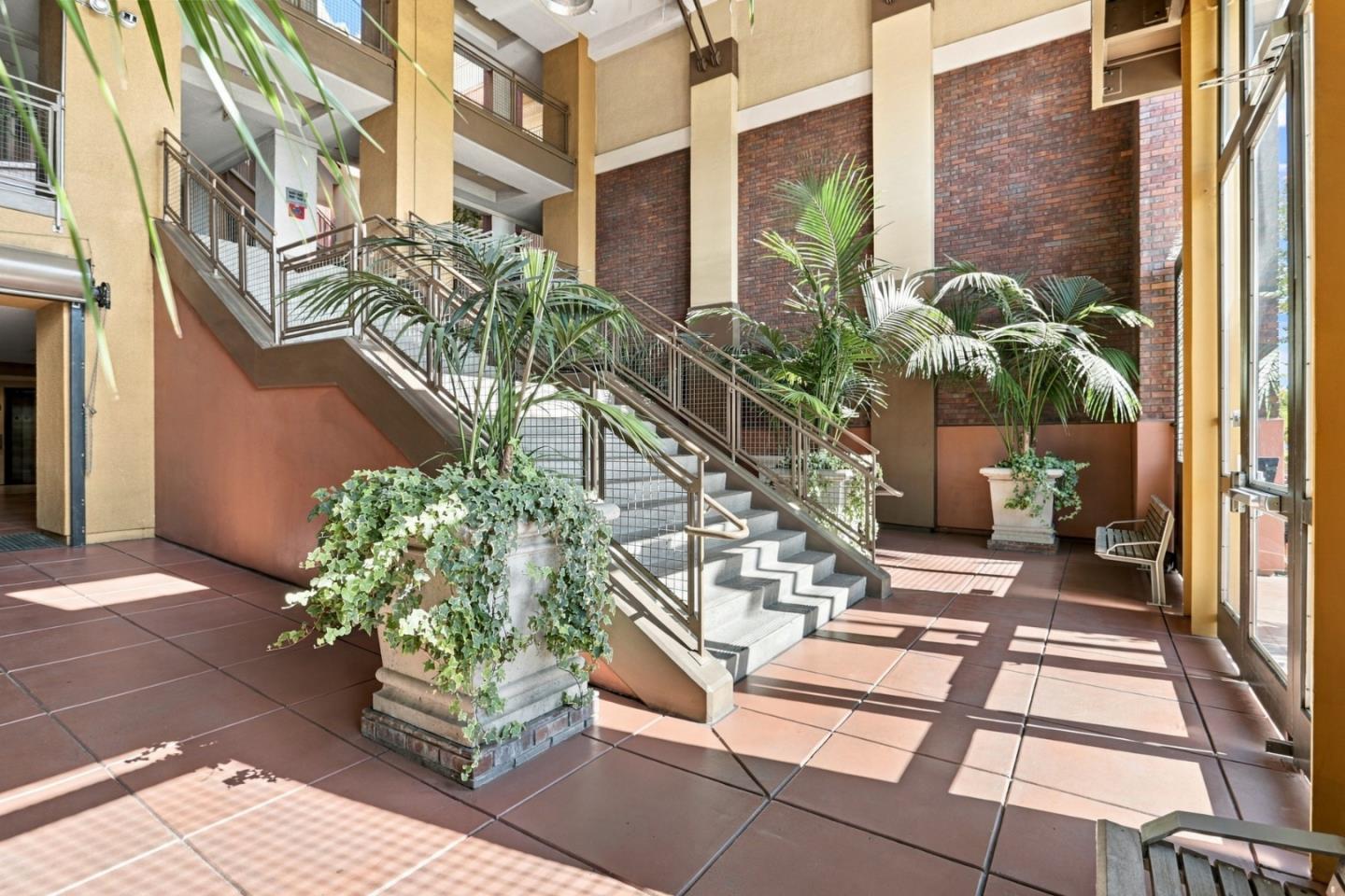 809 Auzerais Ave 303, SanJose, CA 95126, Photo 3